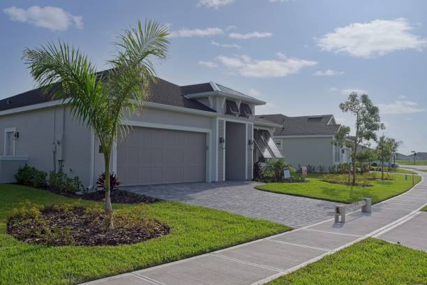 Best Professional Driveway Pavers  in Newport, RI